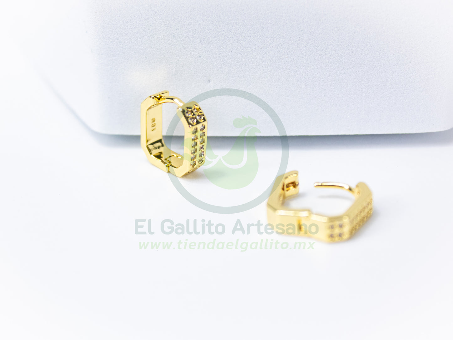 Arete 24-4 MD28 | Corte Facetado Aro Huggie