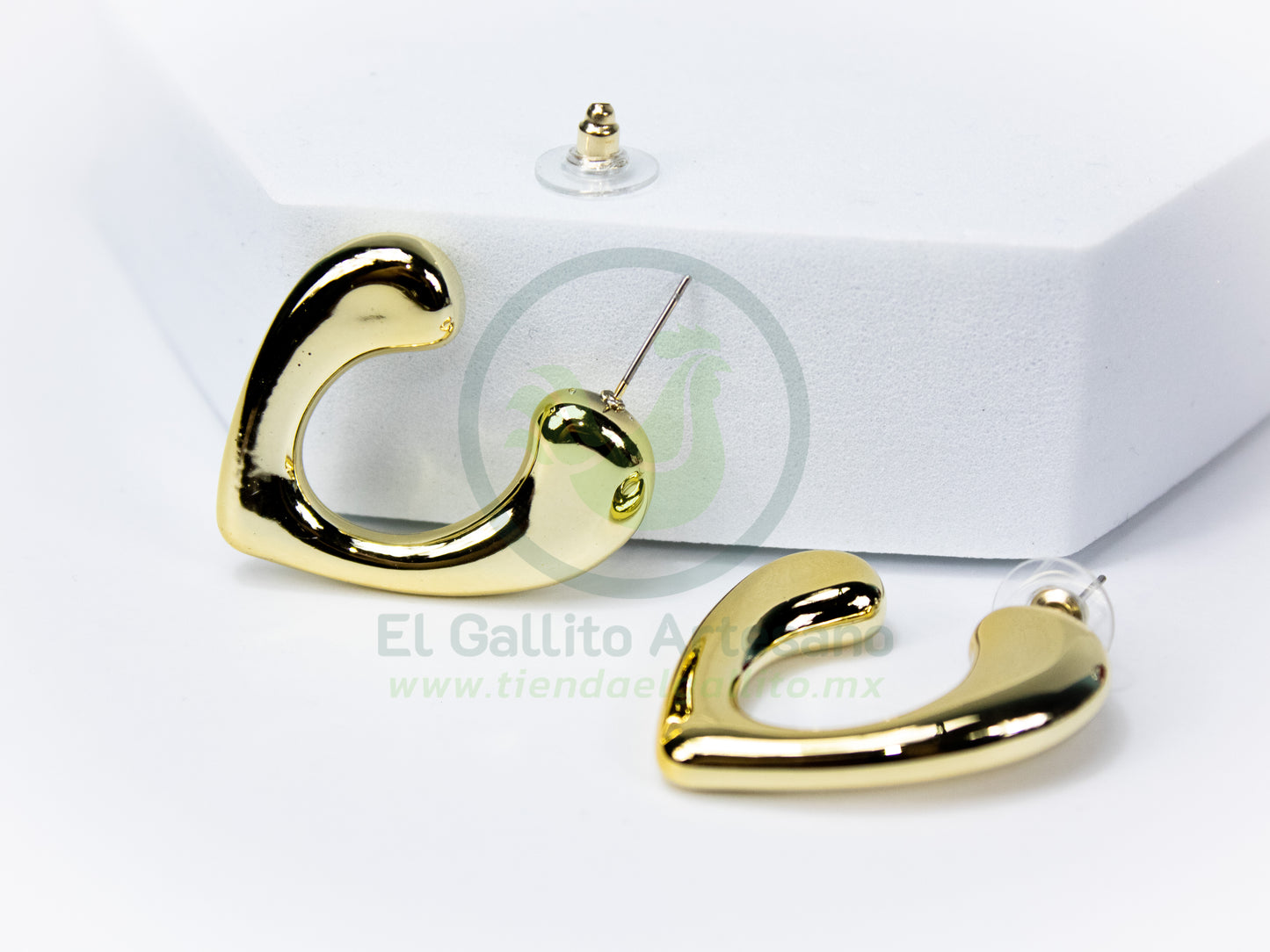 Arete 24-4 MD31-32 | Corazón Silueta Chubby