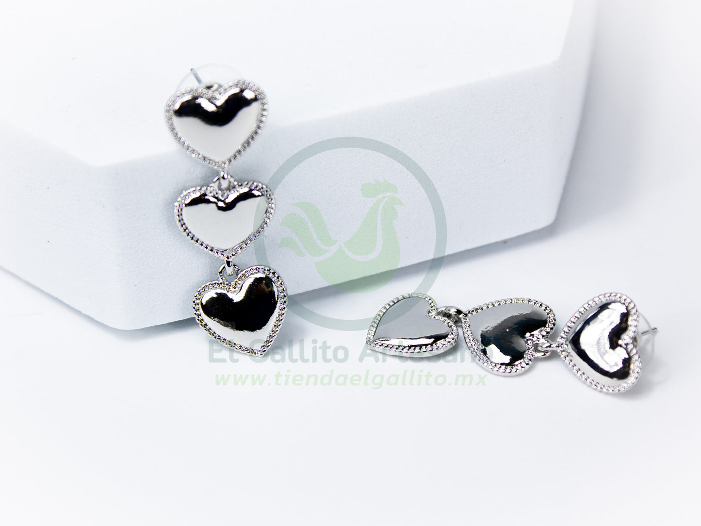 Arete 24-4 MD46-47 | 3 Corazones Colgantes
