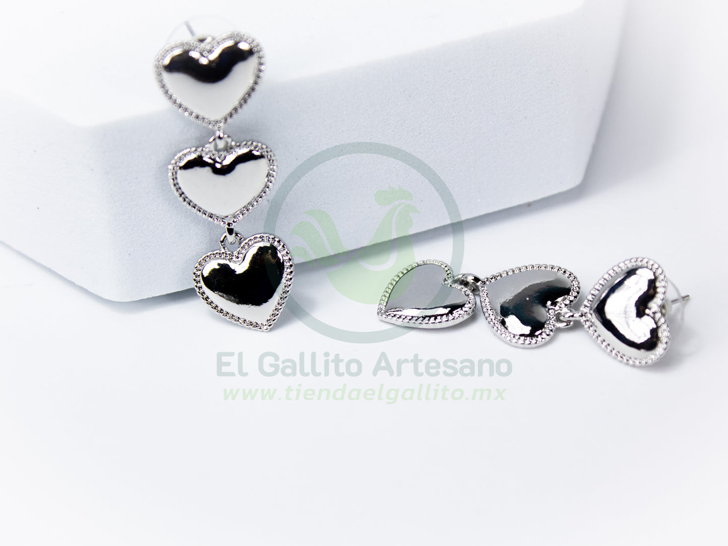 Arete 24-4 MD46-47 | 3 Corazones Colgantes