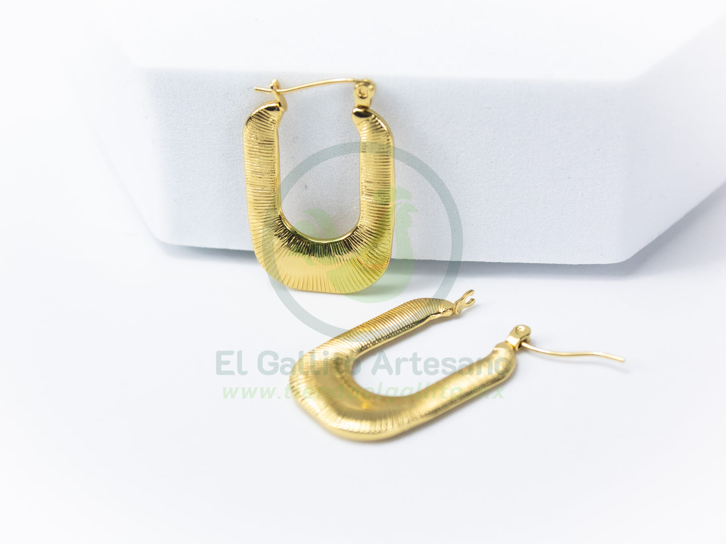 Arete 24-4 MD08 | Huggie Gr