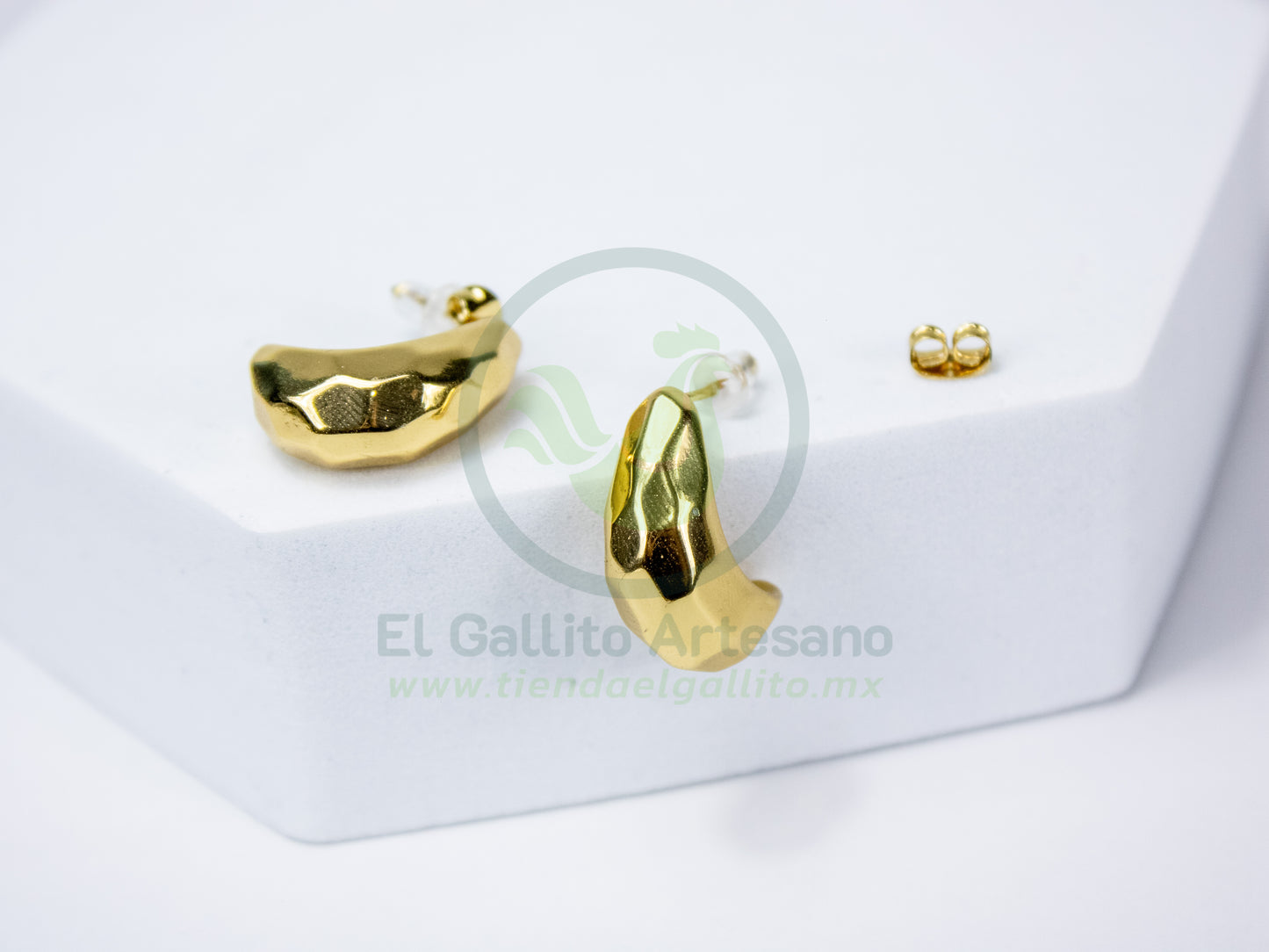 Arete 24-4 MD09 | Huggie Aro Facetado Chubby