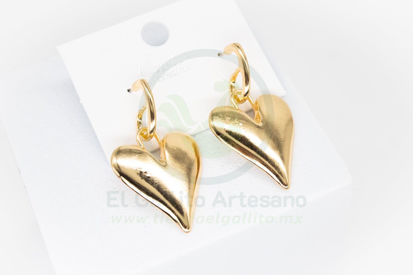 Arete Gold MD24 | Huggie Corazón Gr
