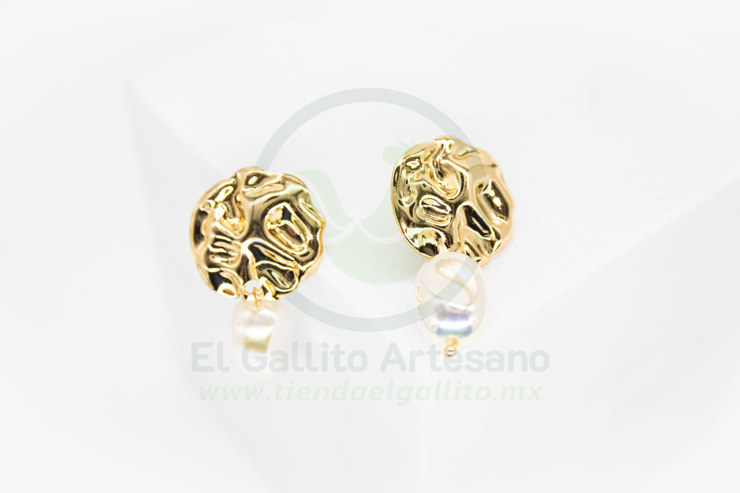 Arete Gold MD26 | Circulo Corrugado + Perla Cultivada