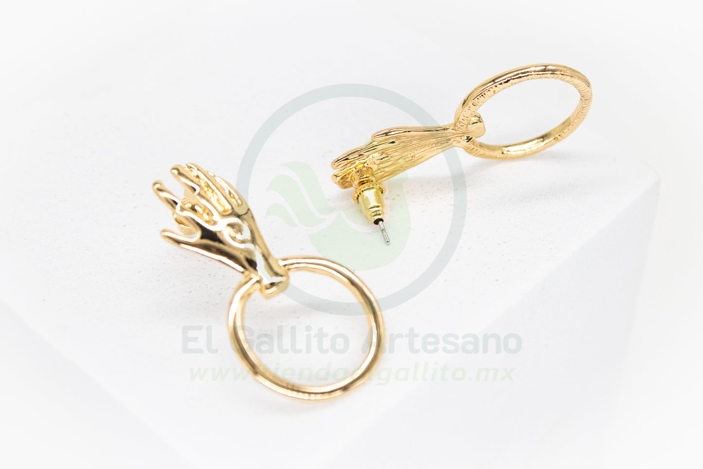 Arete Gold MD32 Gold | Mano con Aros