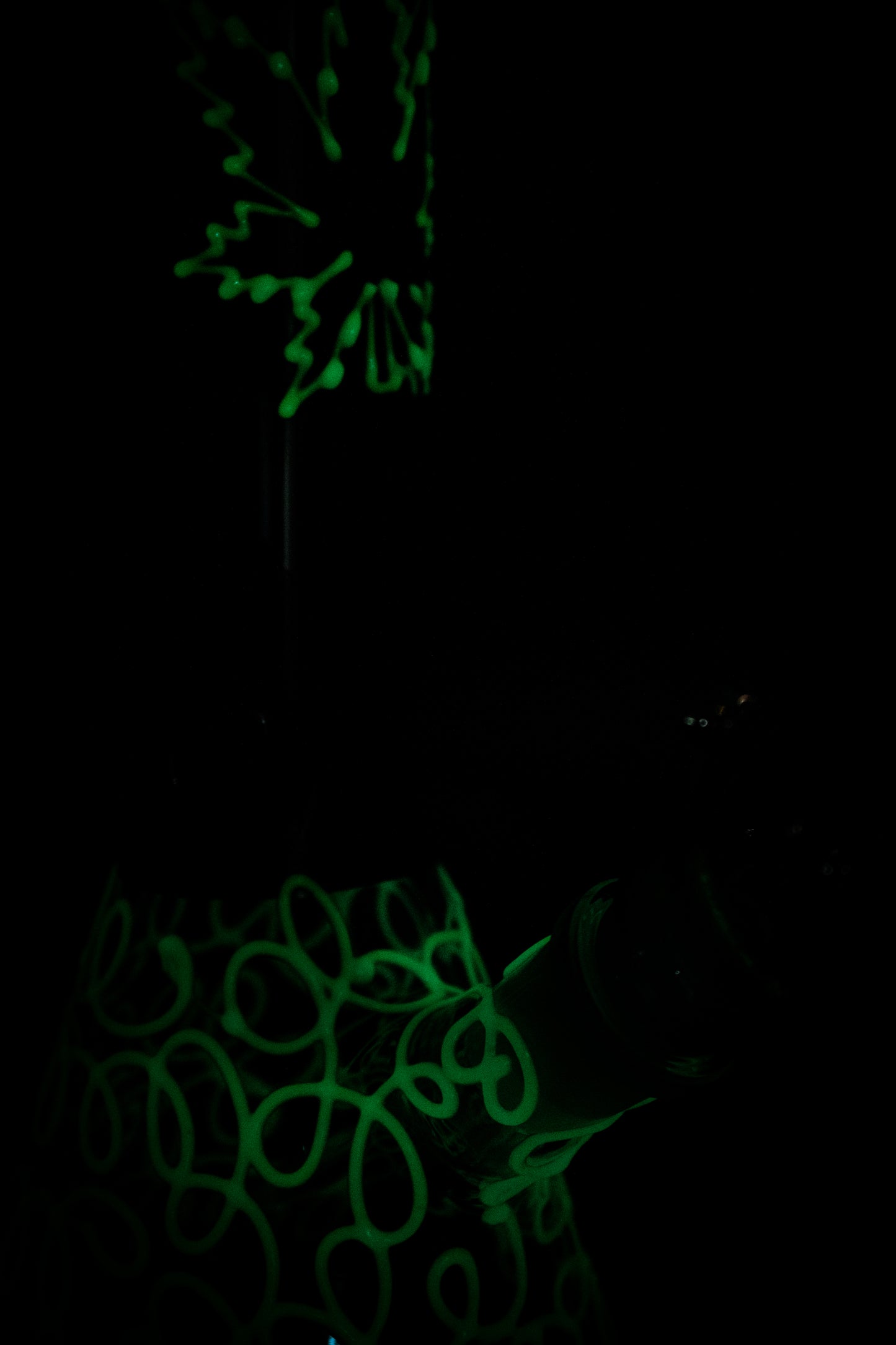 Bong CA360 | Azul Fosfo Hoja Cannabis