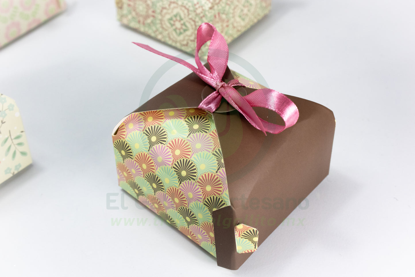 Caja Regalo 24-4 MD2 | Caja con Listón