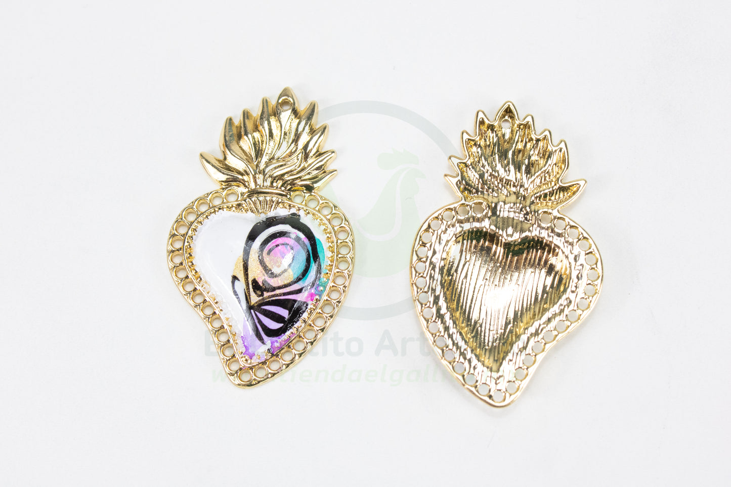 #908 Chapa de Oro - Dije Para Bordar Corazón Pintado (PIEZA) (NUEVO)