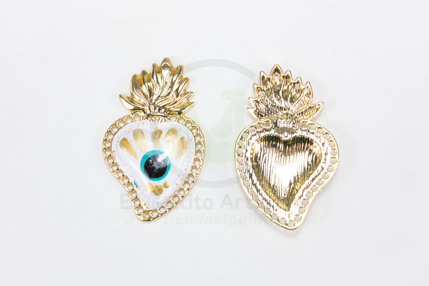 #908 Chapa de Oro - Dije Para Bordar Corazón Pintado (PIEZA) (NUEVO)