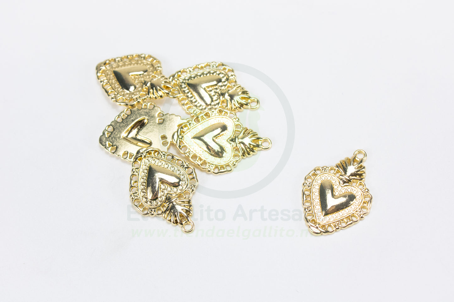 #549 Chapa de Oro - Dije Corazón Ch Para Bordar (PIEZA) (NUEVO)