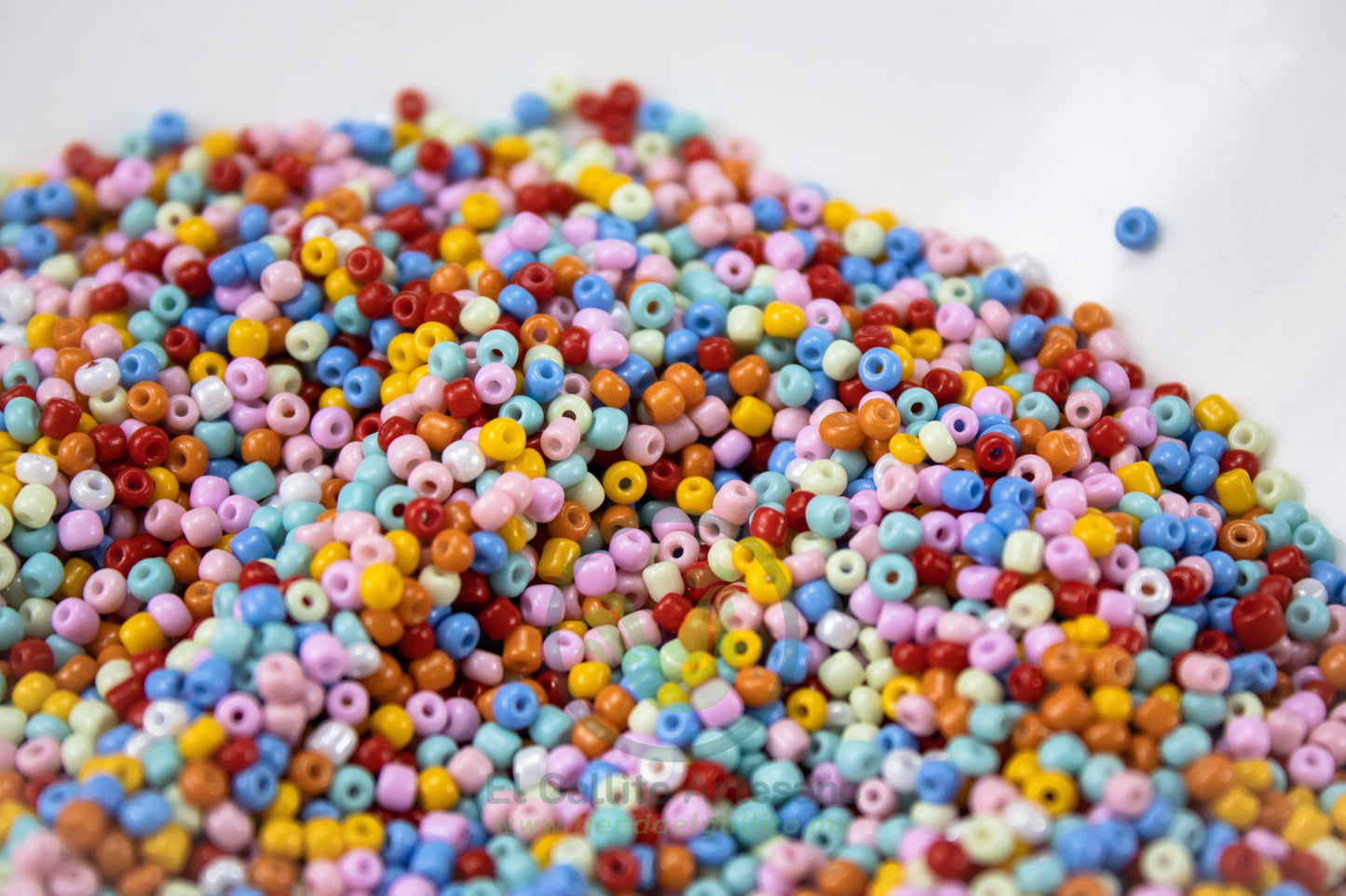 Chaquira 12/0 Mix4 | Fuertes Rojos Azules