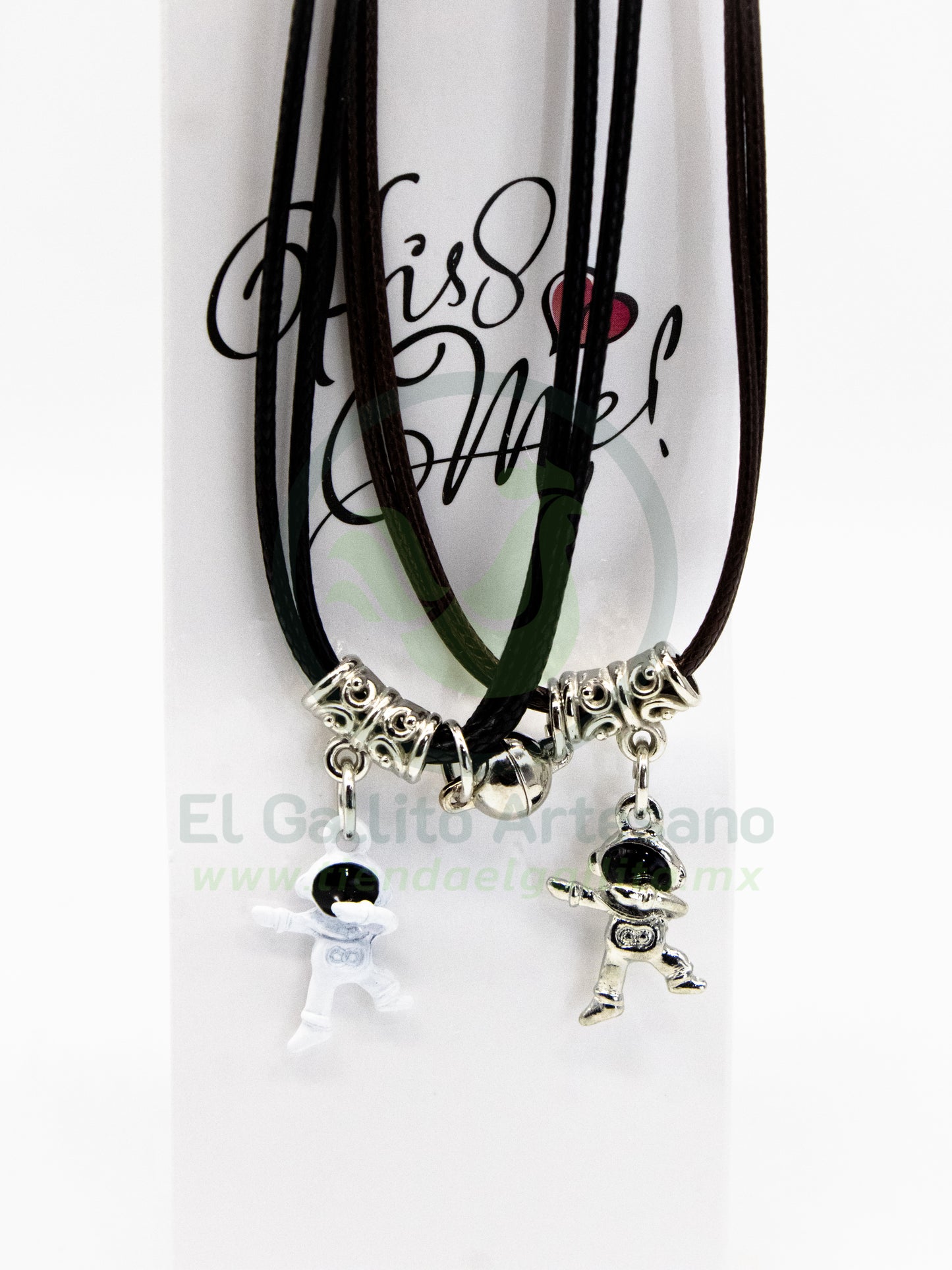 Collar Pareja MD04 | Astronauta Pose