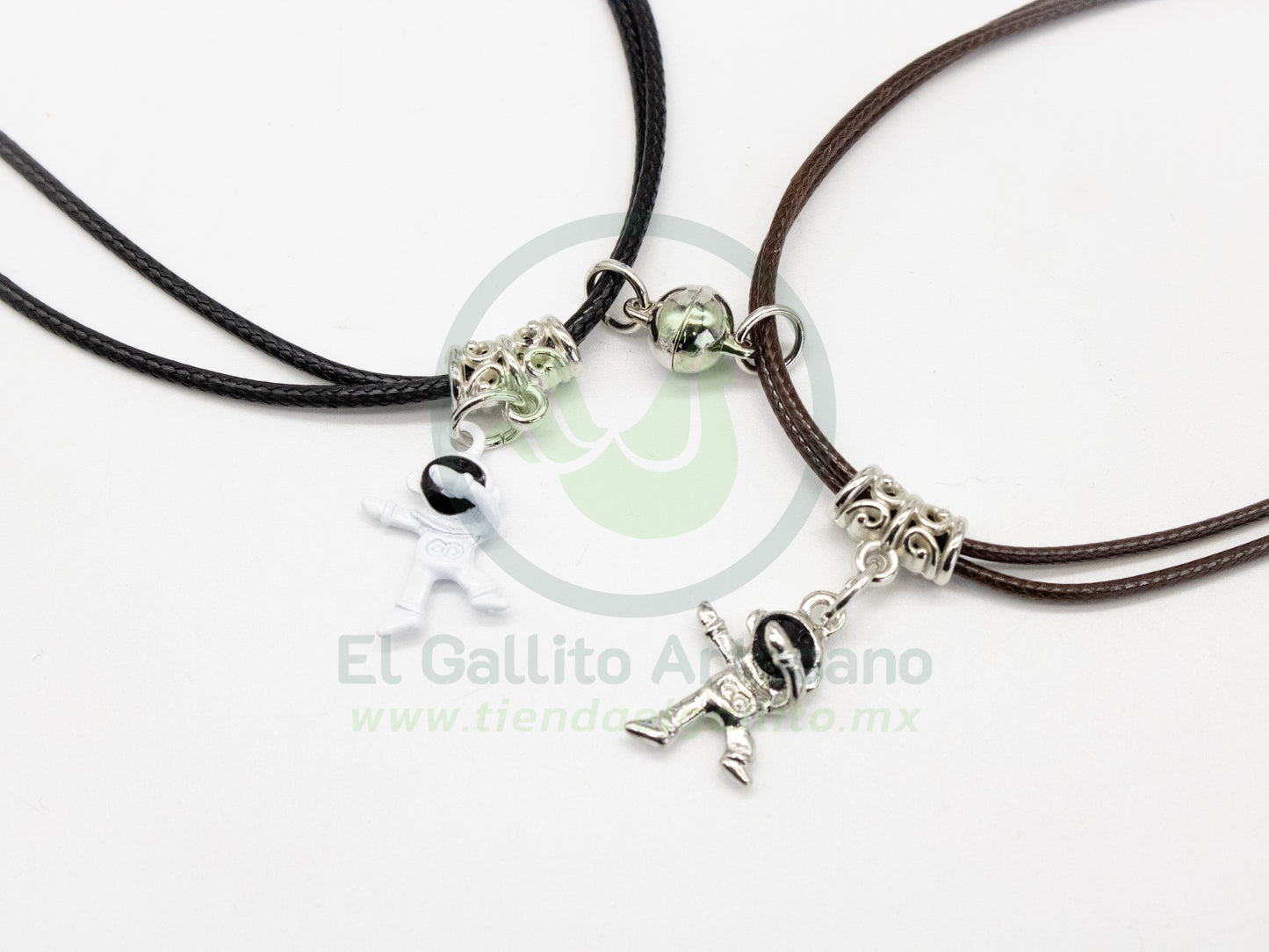 Collar Pareja MD04 | Astronauta Pose