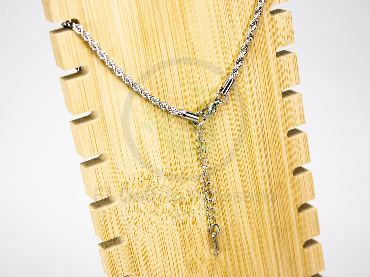 Collar Acero 24-4 MD11 | Cruz Negra con Anillo