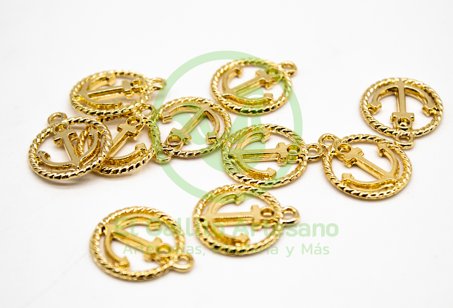 #843 Chapa de Oro - Dije Circulo con Ancla