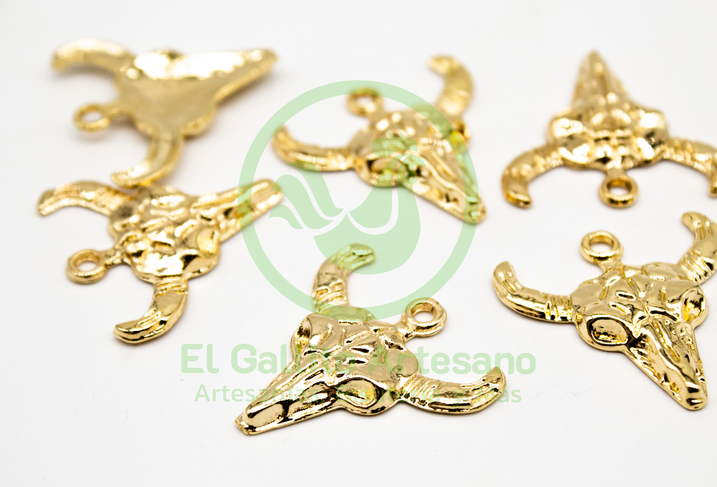 #866 Chapa de Oro - Dije Cabeza De Toro/Buey (PIEZA) (MOD. LIMITADO)