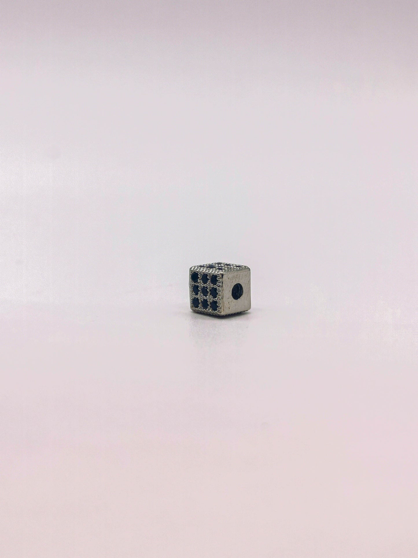 Zirconia #049 Cubo 6mm
