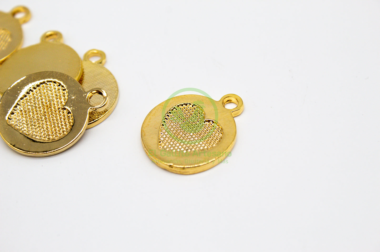 #561 Chapa de Oro - Dije Corazón Grabado Punteado (PIEZA)