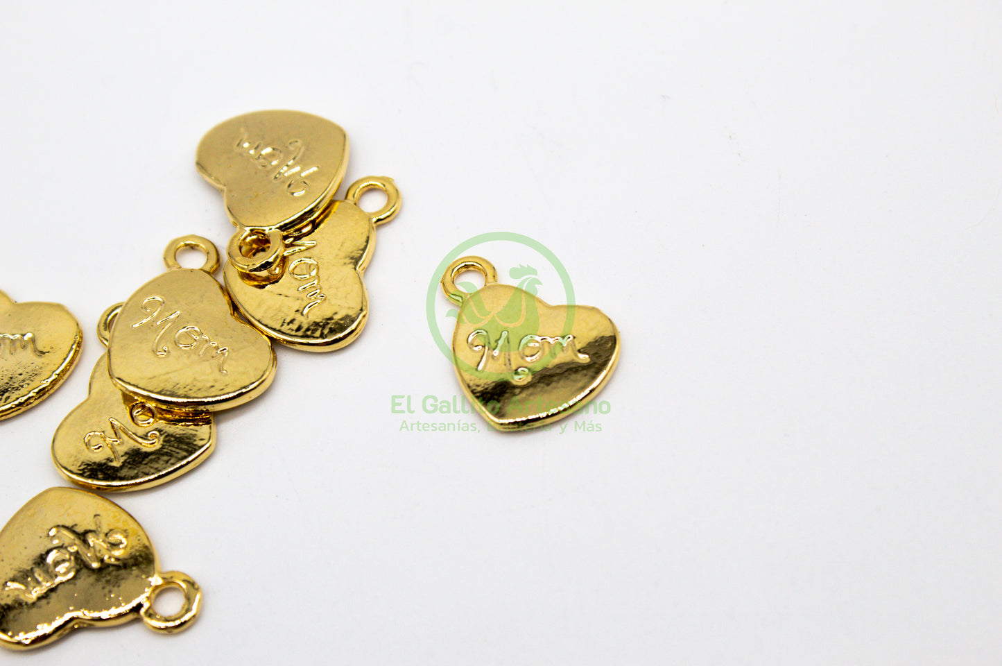 #568 Chapa de Oro - Dije Chueco Corazón Mom (PIEZA)