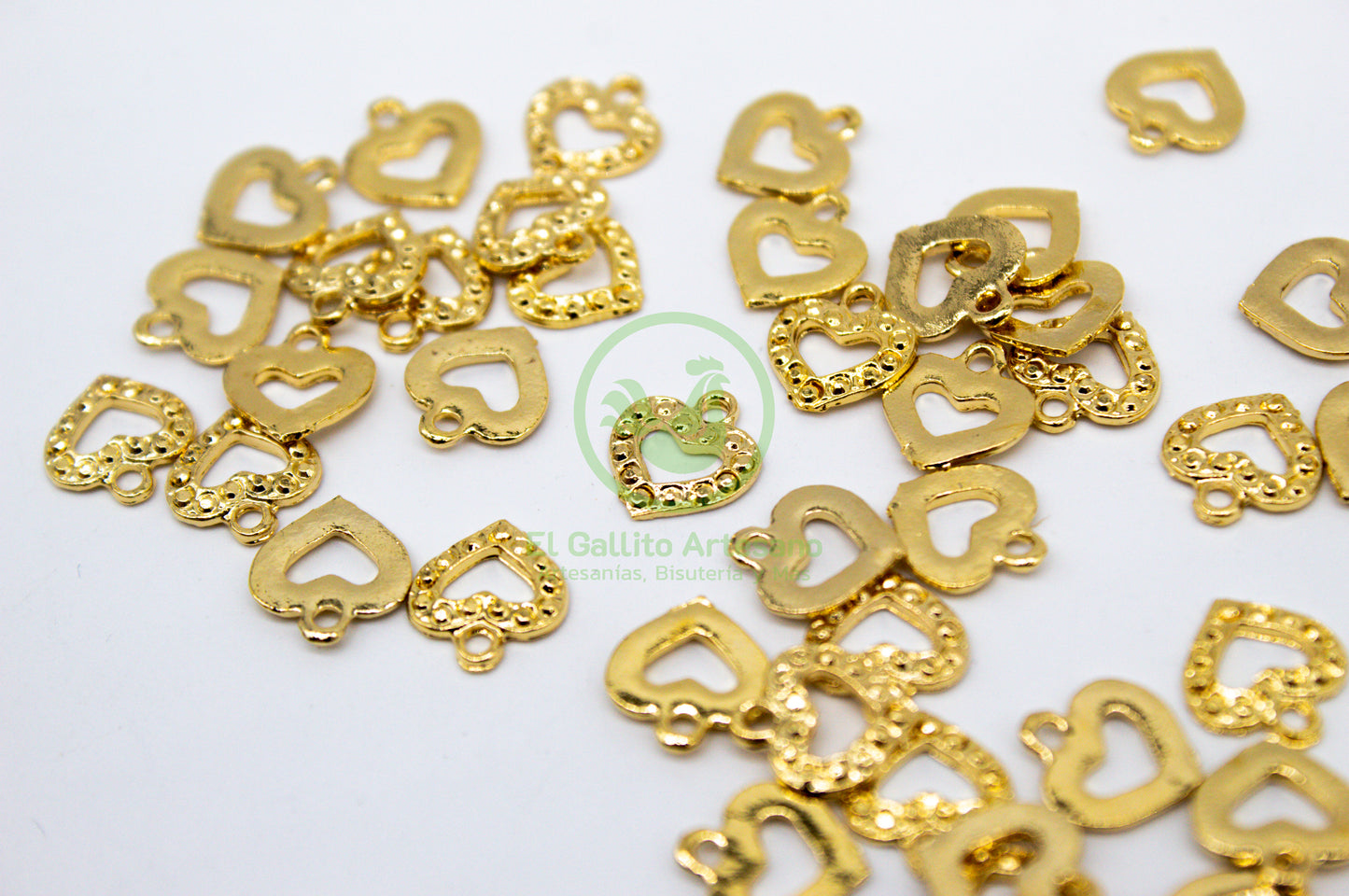 #574 Chapa de Oro - Dije Corazón Grabado Con Detalles