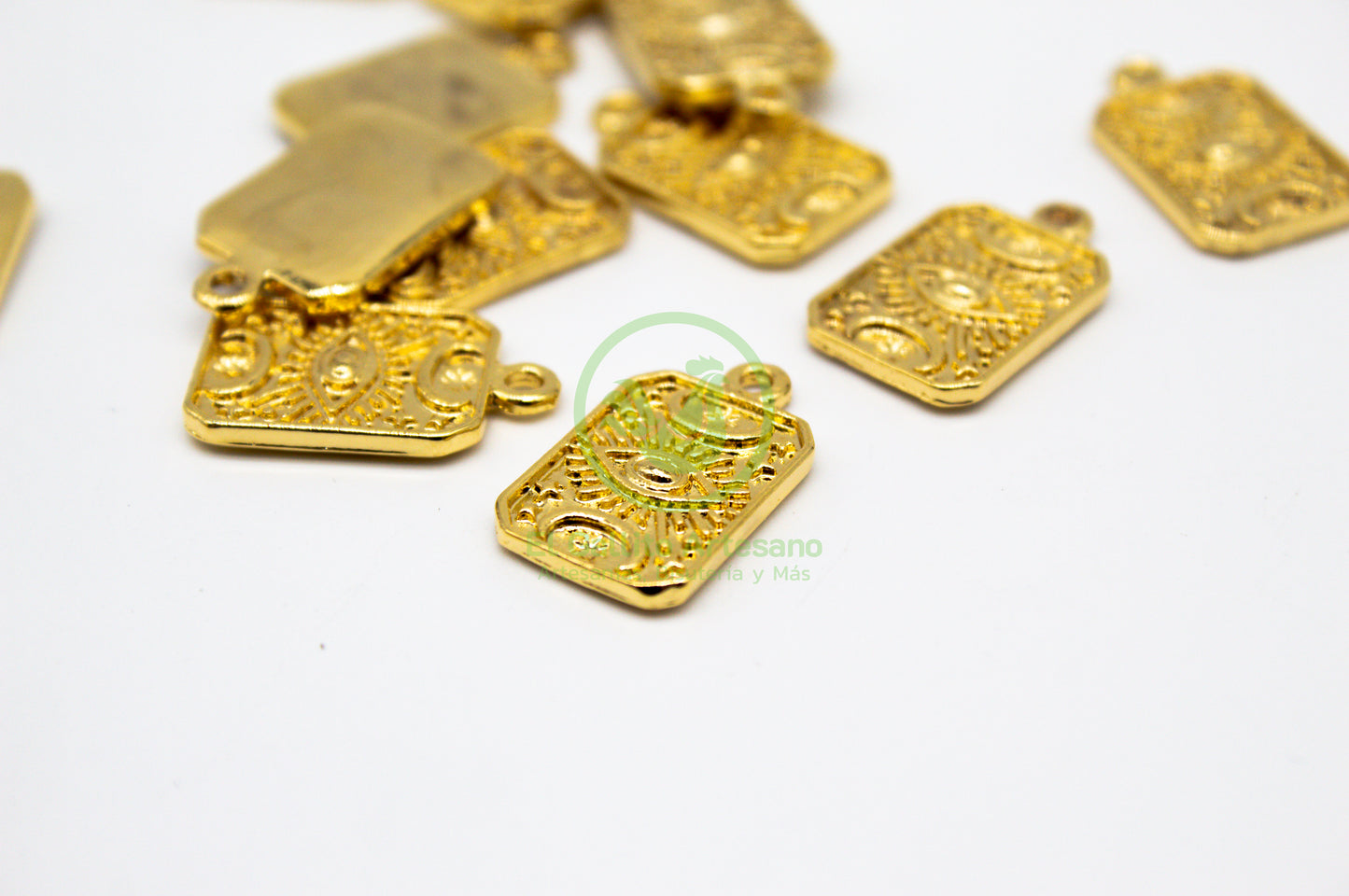 #613 Chapa de Oro - Dije Tarjeta De Tarot (PIEZA)