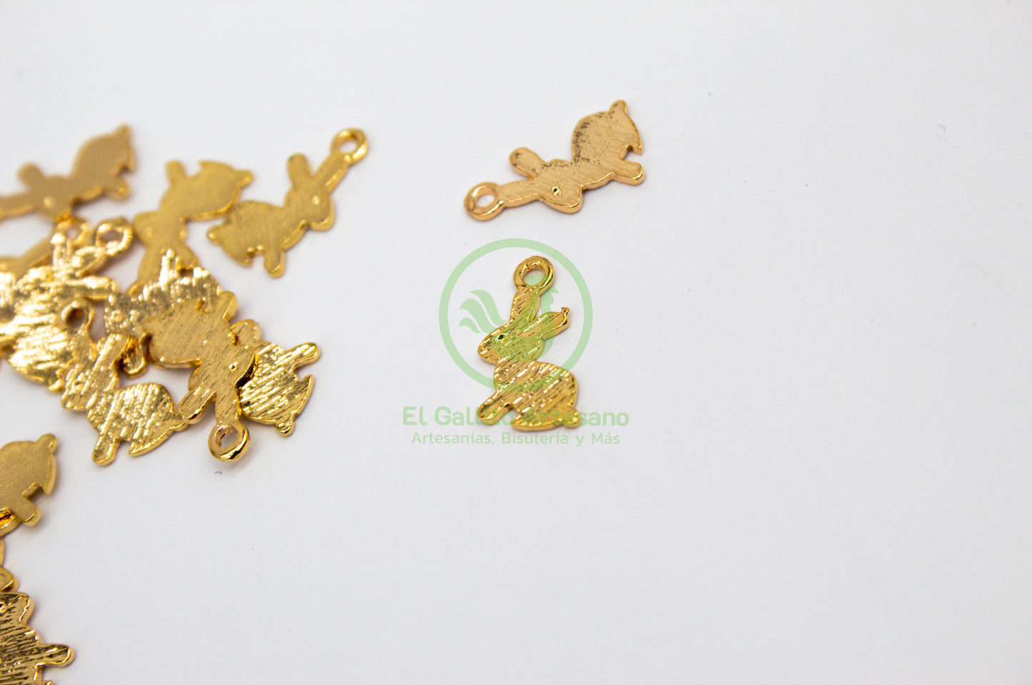 #629 Chapa de Oro - Dije Conejo