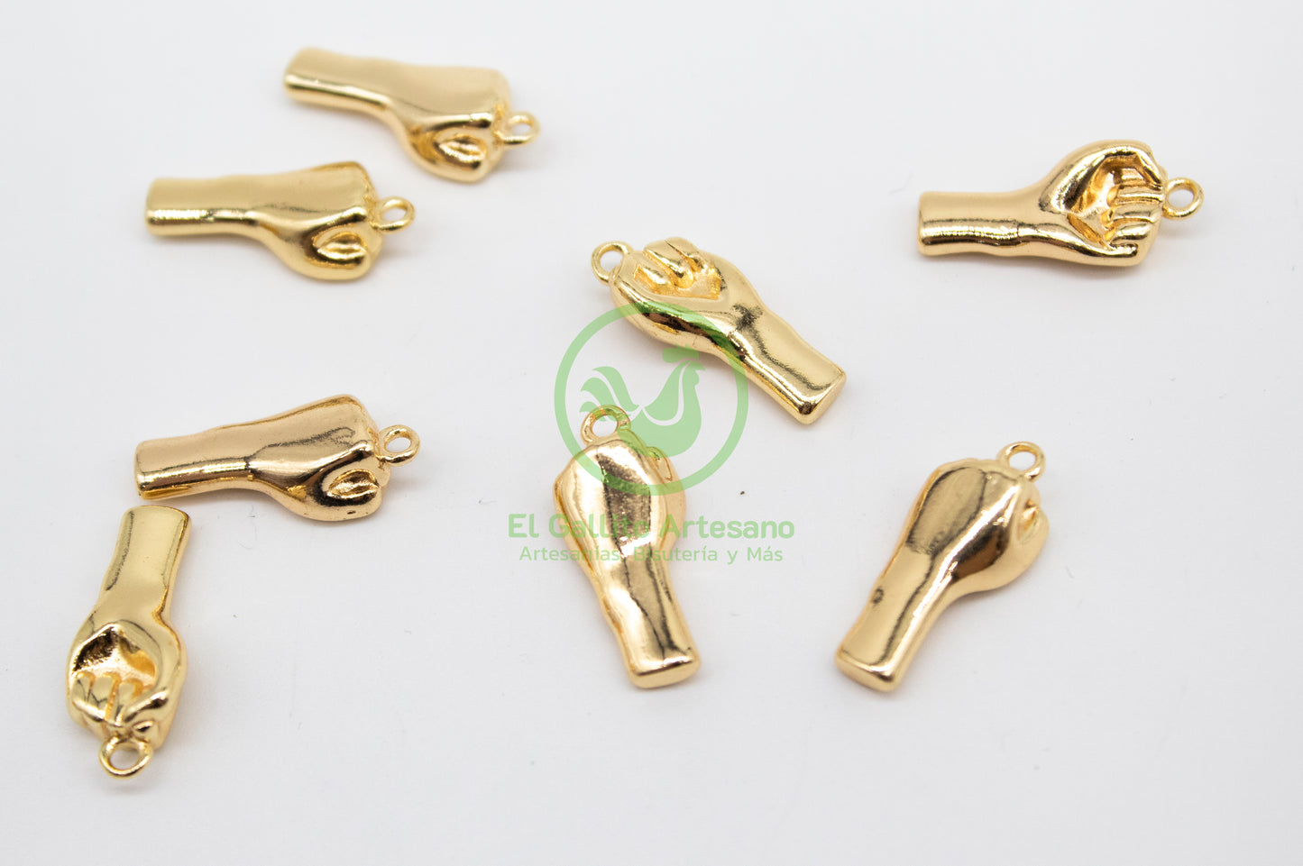 #746 Chapa de Oro - Mano Puño Cerrado (PIEZA)