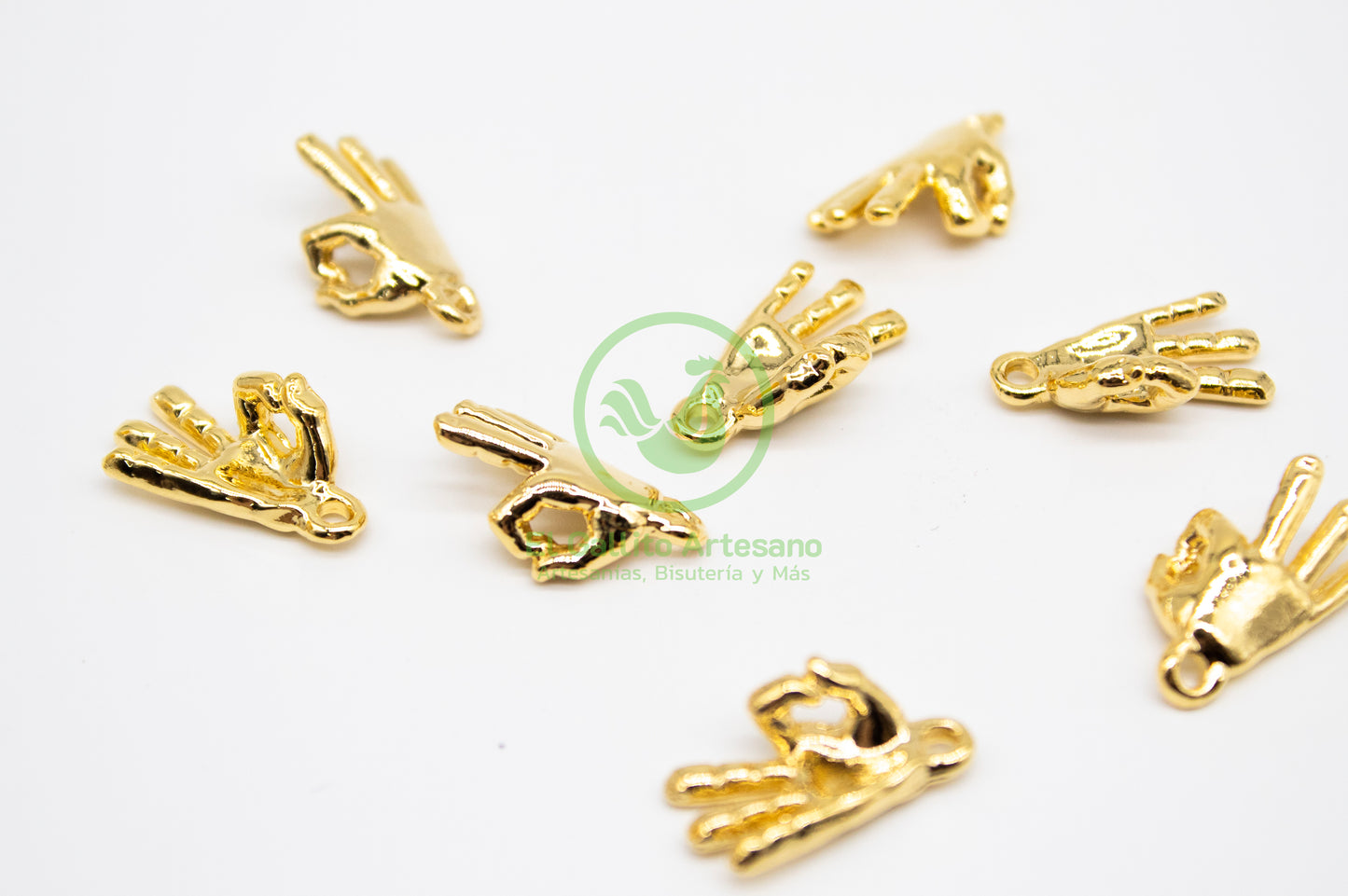 #750 Chapa de Oro - Dije Mano Ok 2 (PIEZA)