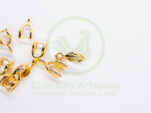 Cargar imagen en el visor de la galería, #215 Chapa de Oro - Pasa Cadena Fig. Hojas (Porta Dije )
