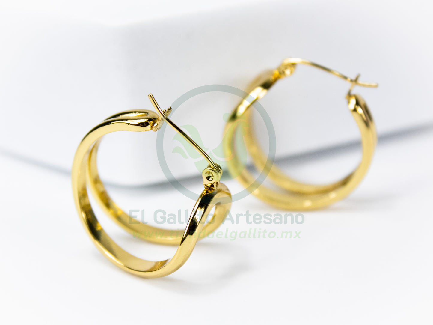 Arete 24-4 MD18 | Aro Huggie Doble G