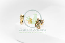 Cargar imagen en el visor de la galería, Arete VIVI 33 | Gatito Elegante 2
