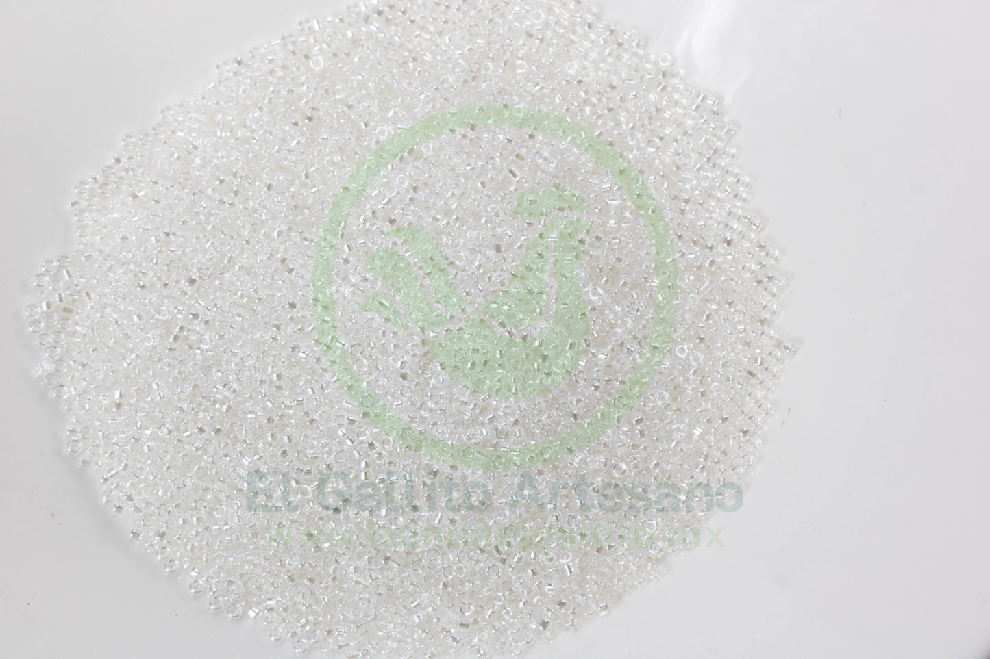 Chaquira 100-Gr120-101 | Blanco Trans Perla