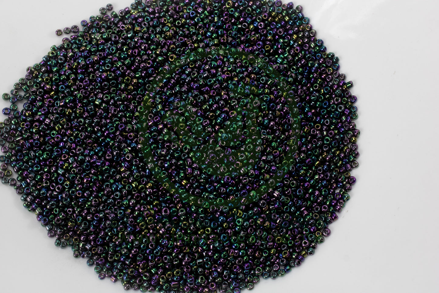 Chaquira 100-Gr120-603 | Negro Tornasol