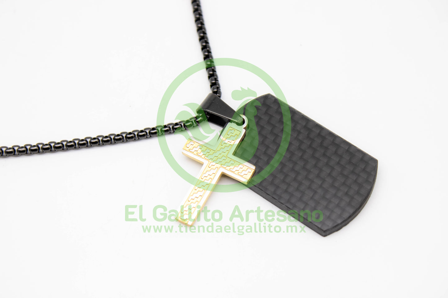 Collar Cruz MD8 | Placa Negra y Dorado