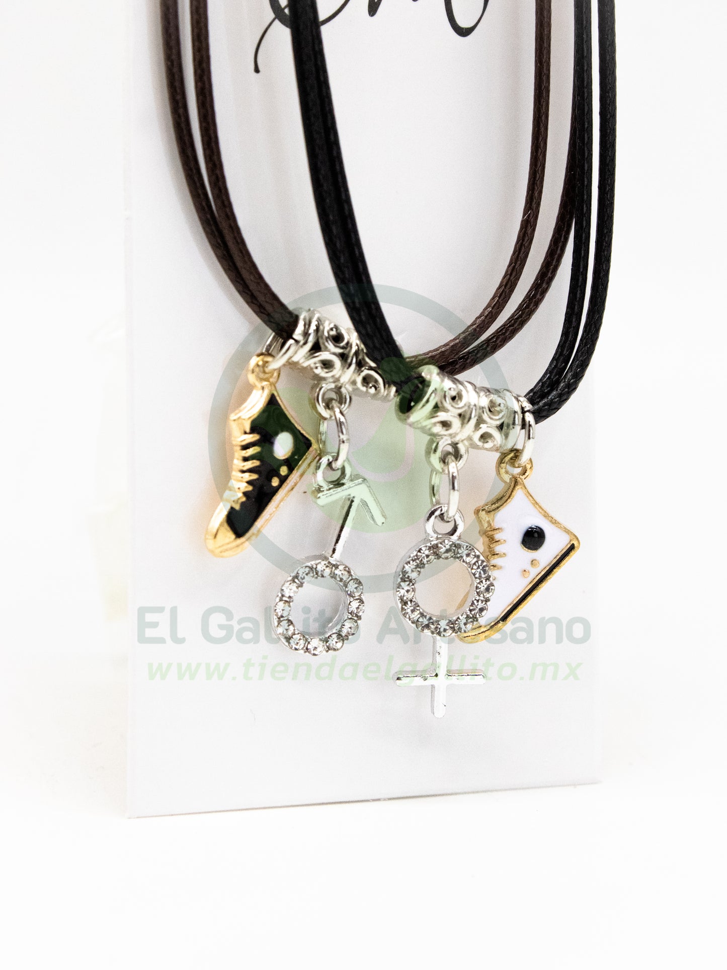 Collar Pareja MD02 | Converse HyM