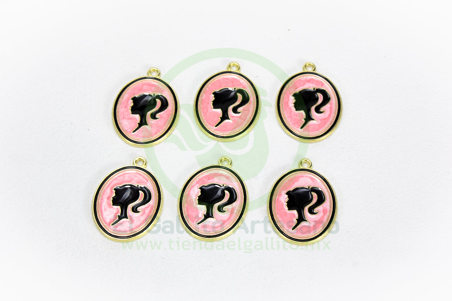 Dije #5 Esmaltado | Logo Barbie