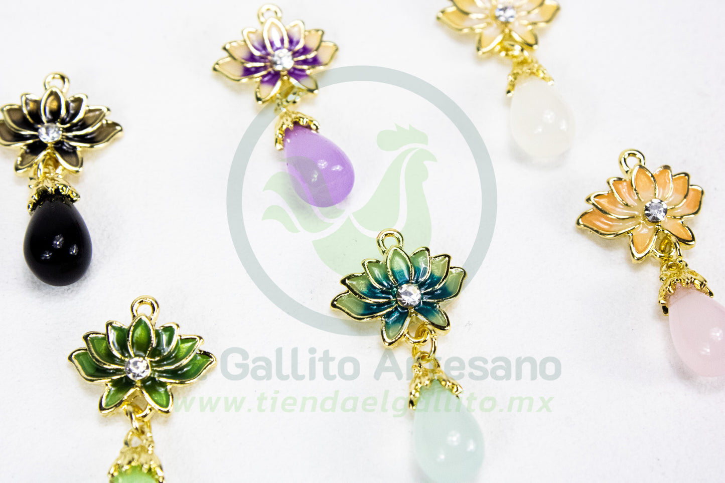Dije Flor Loto y Gota