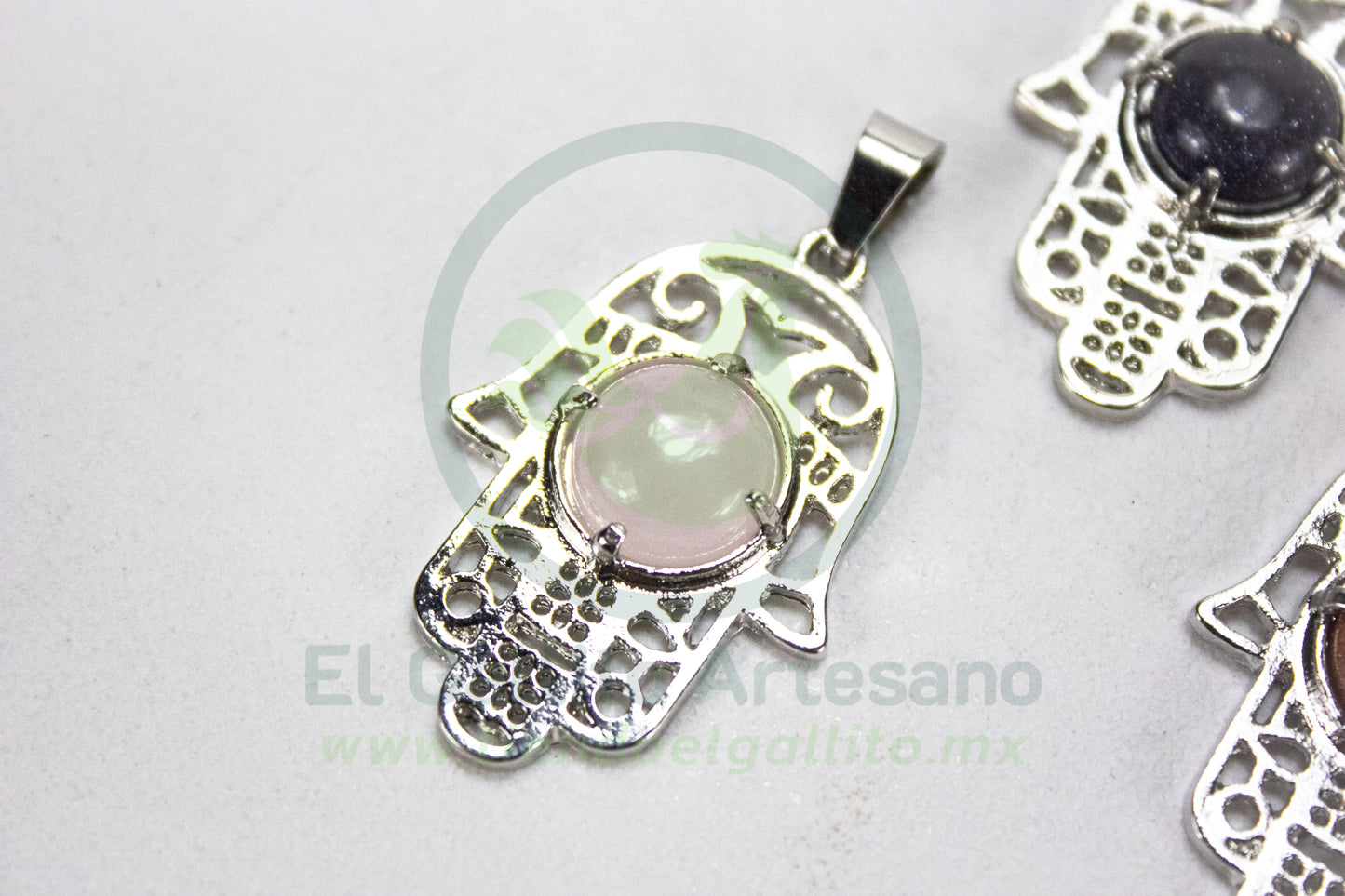 Dije #01 Piedra Mano