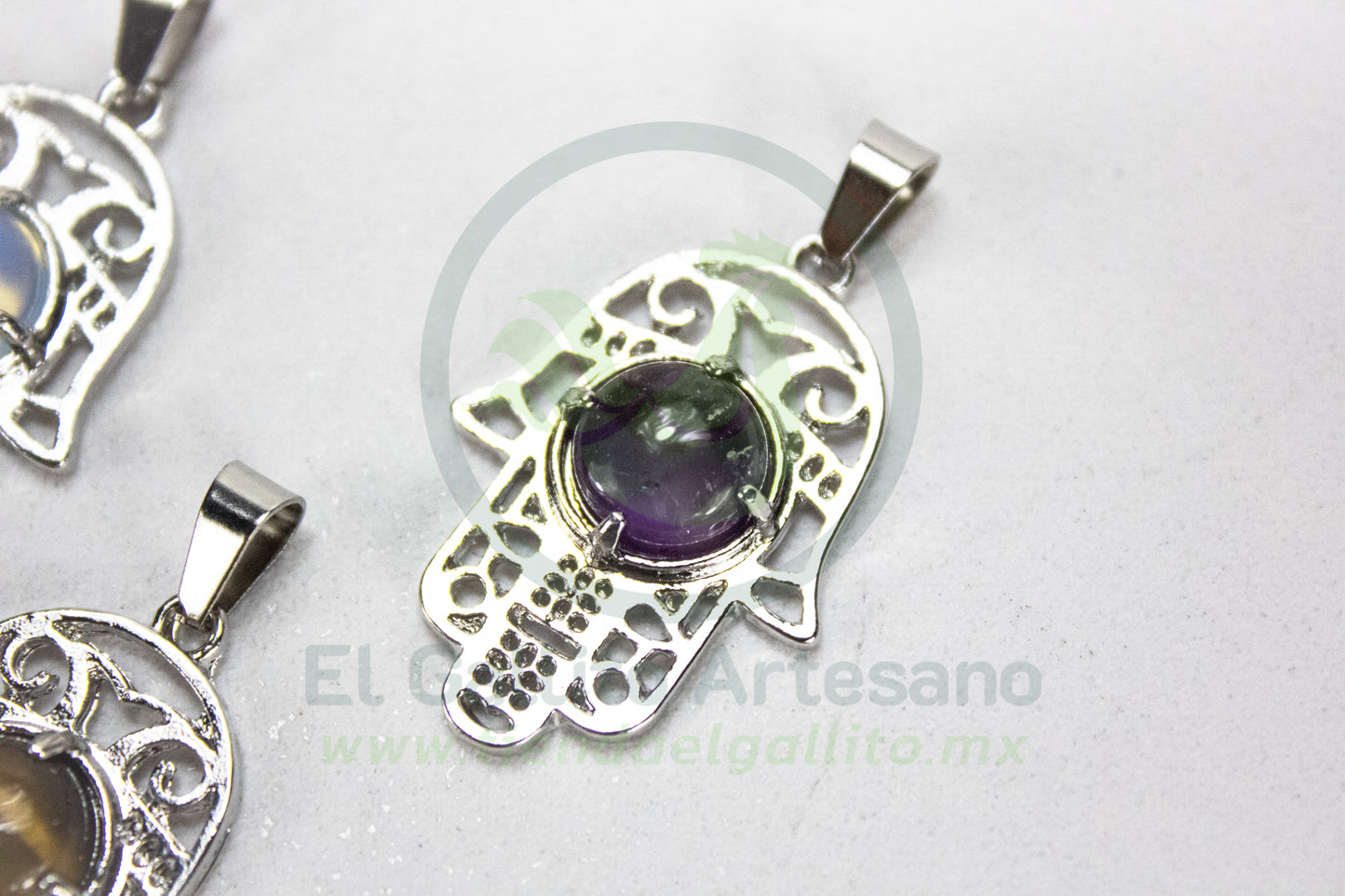 Dije #01 Piedra Mano