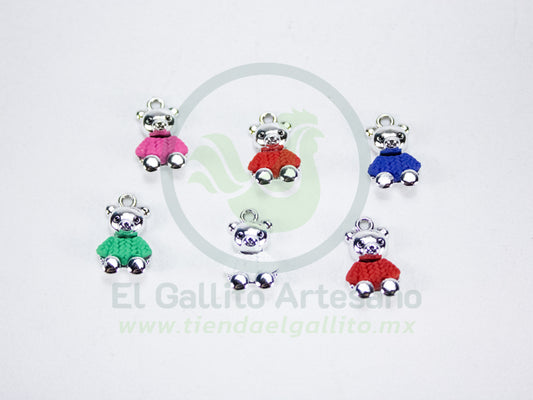 Dije #1 Esmaltado | Oso con Sueter