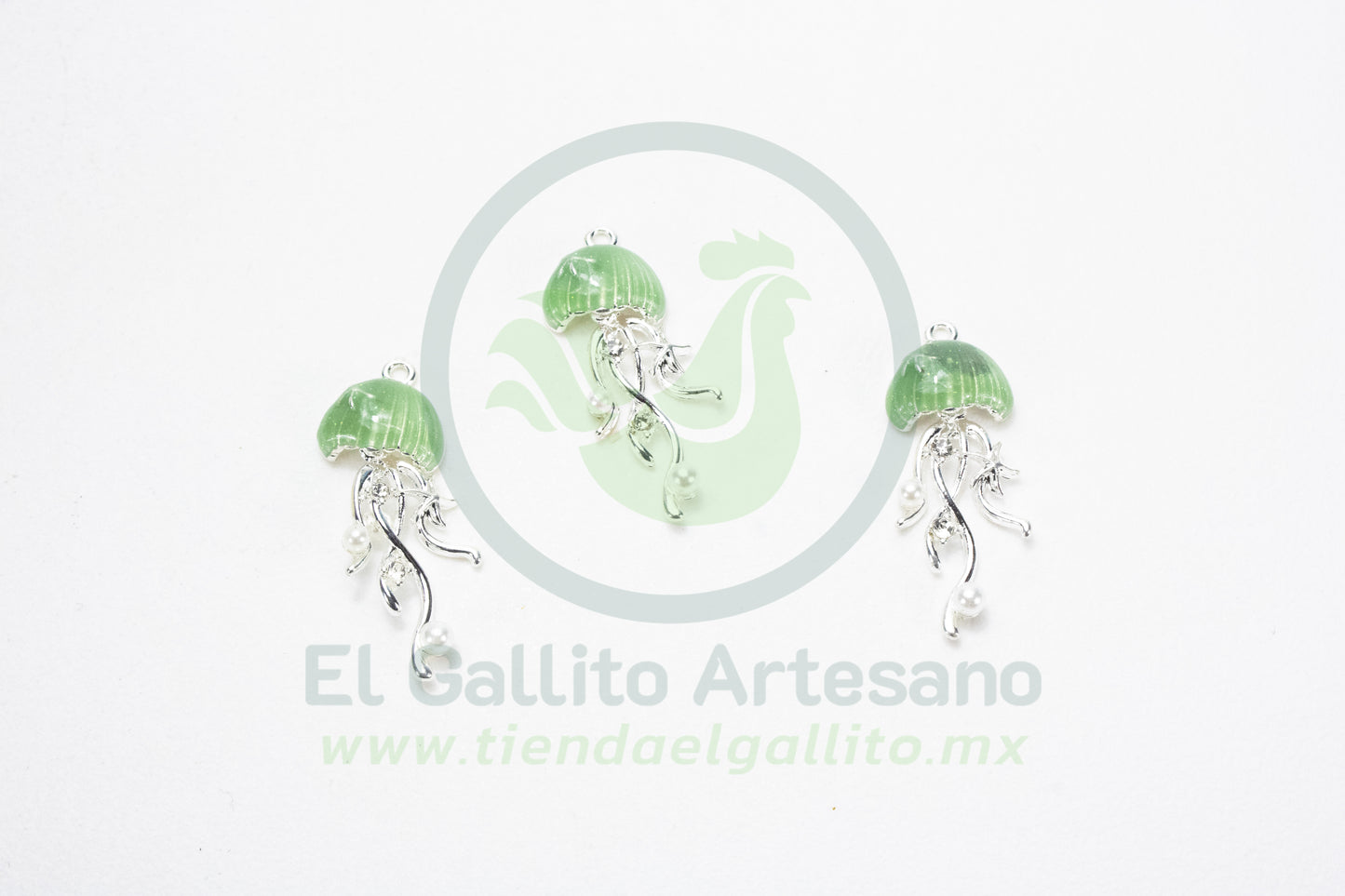 Dije #4 Esmaltado | Medusa Plateada