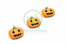 Cargar imagen en el visor de la galería, Calabaza Grande - Dije Acrílico Halloween
