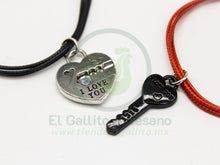 Cargar imagen en el visor de la galería, Pulsera HC Dije MD20 | Corazón Llave Plat/Negr
