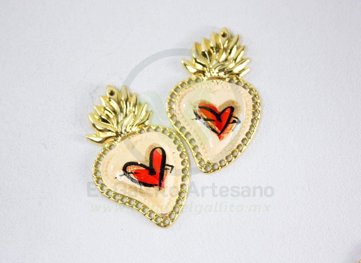 #908 Chapa de Oro - Dije Para Bordar Corazón Pintado (PIEZA) (NUEVO)
