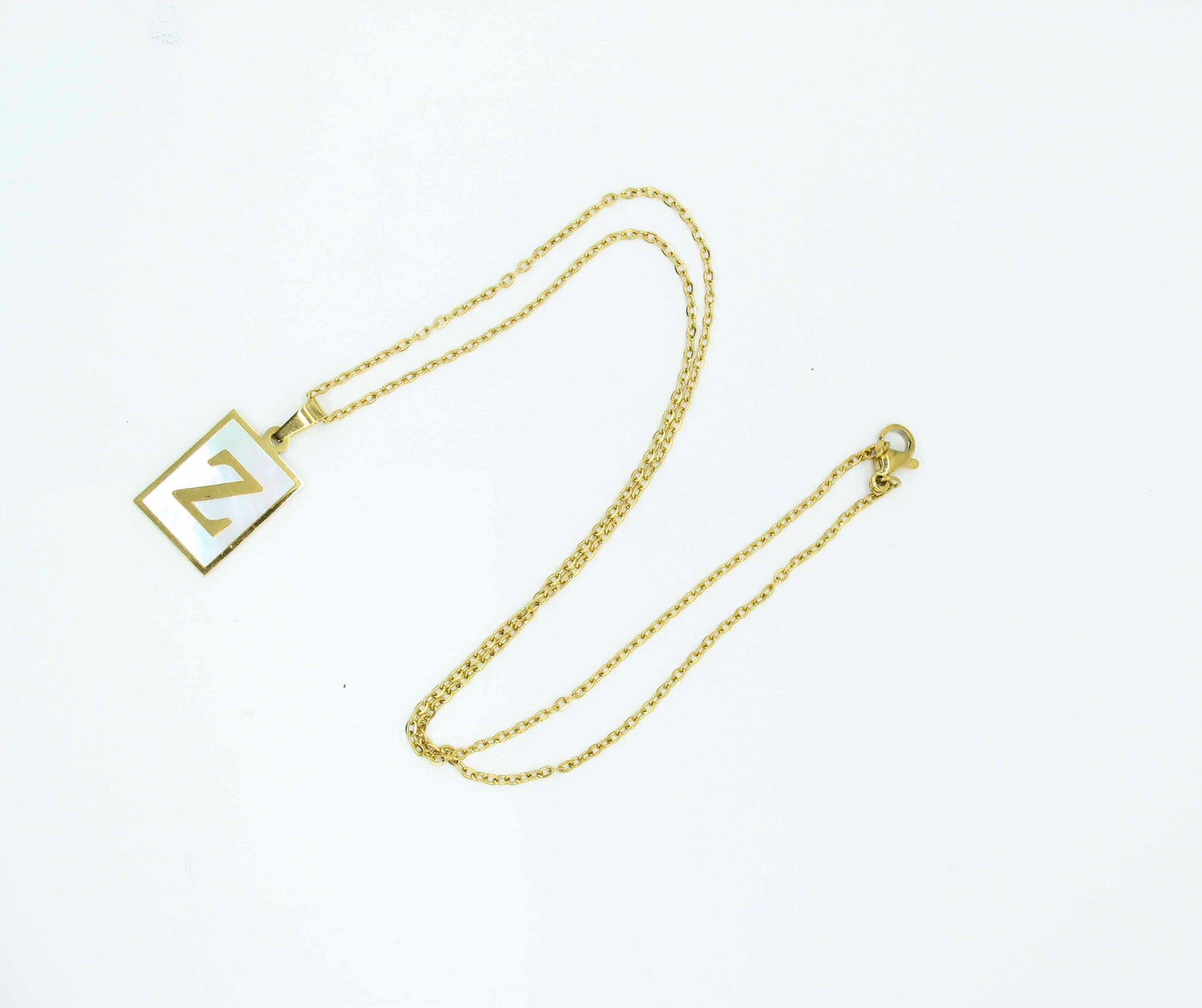 Collar Letras Cuadrado Perla