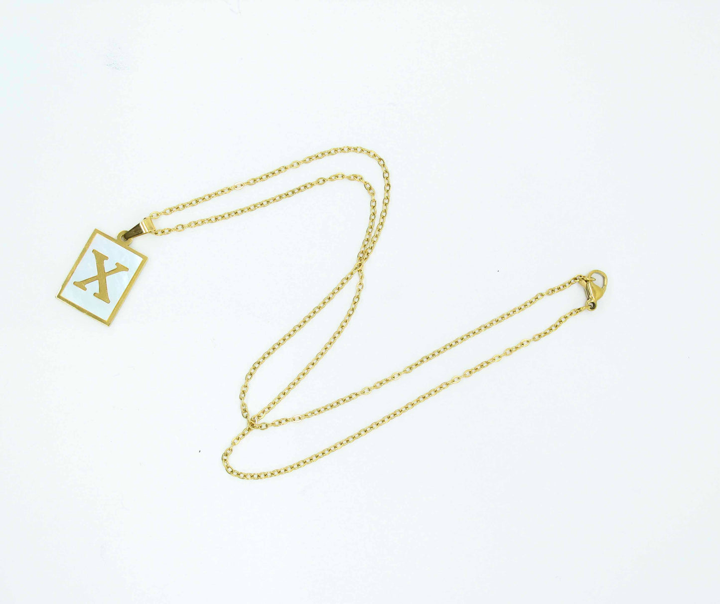 Collar Letras Cuadrado Perla