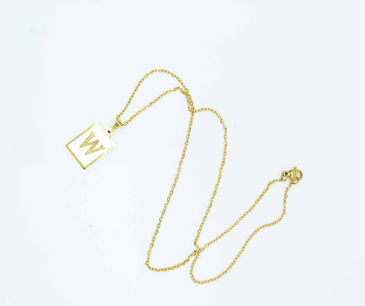Collar Letras Cuadrado Perla