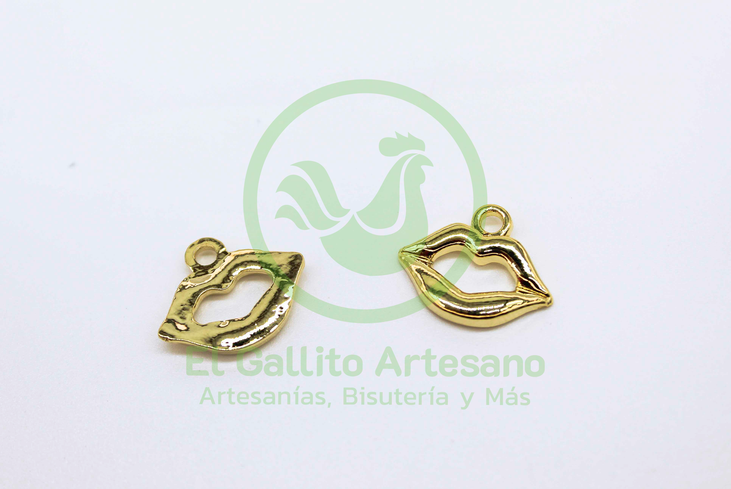 #526 Chapa de Oro Dije Labios (PIEZA) (ÚLTIMAS PIEZAS)