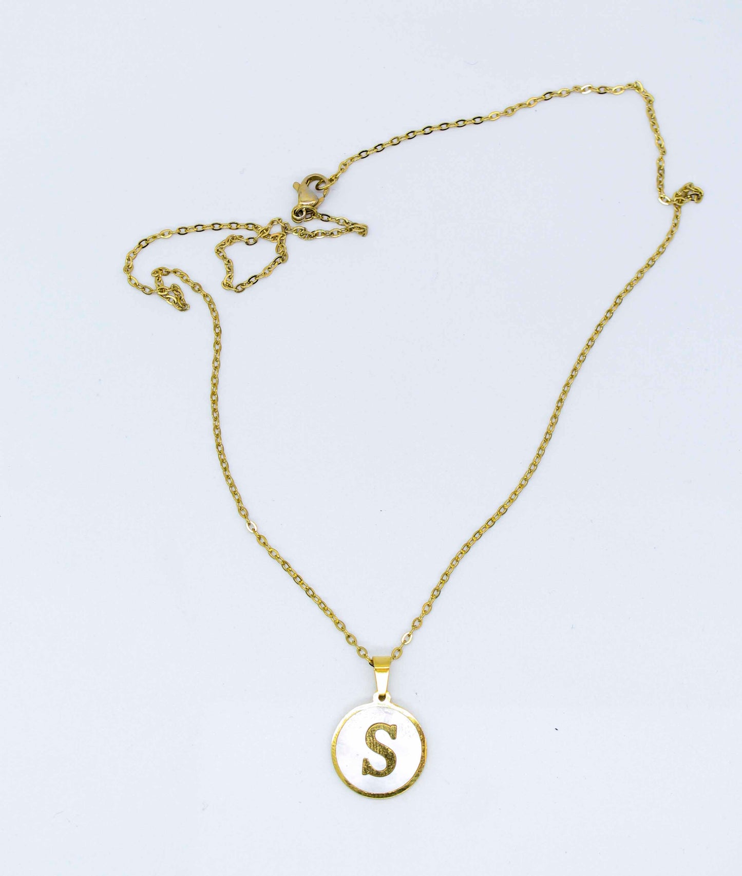 Collar Letras Circulo Perla Madre